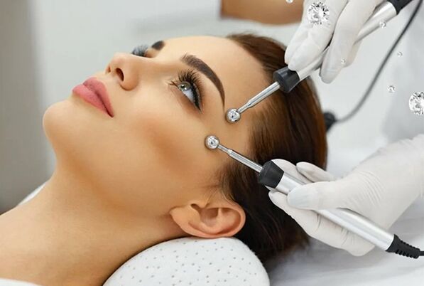 Terapia microcorrente un metodo hardware per il ringiovanimento della pelle del viso